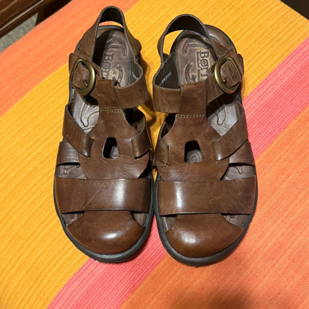 Final Sale! Born Sandals